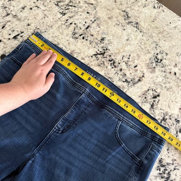 Torrid Lean Jean High-Rise Slim Boot Jean 2X Short 41375148 - Picture 10 of 14